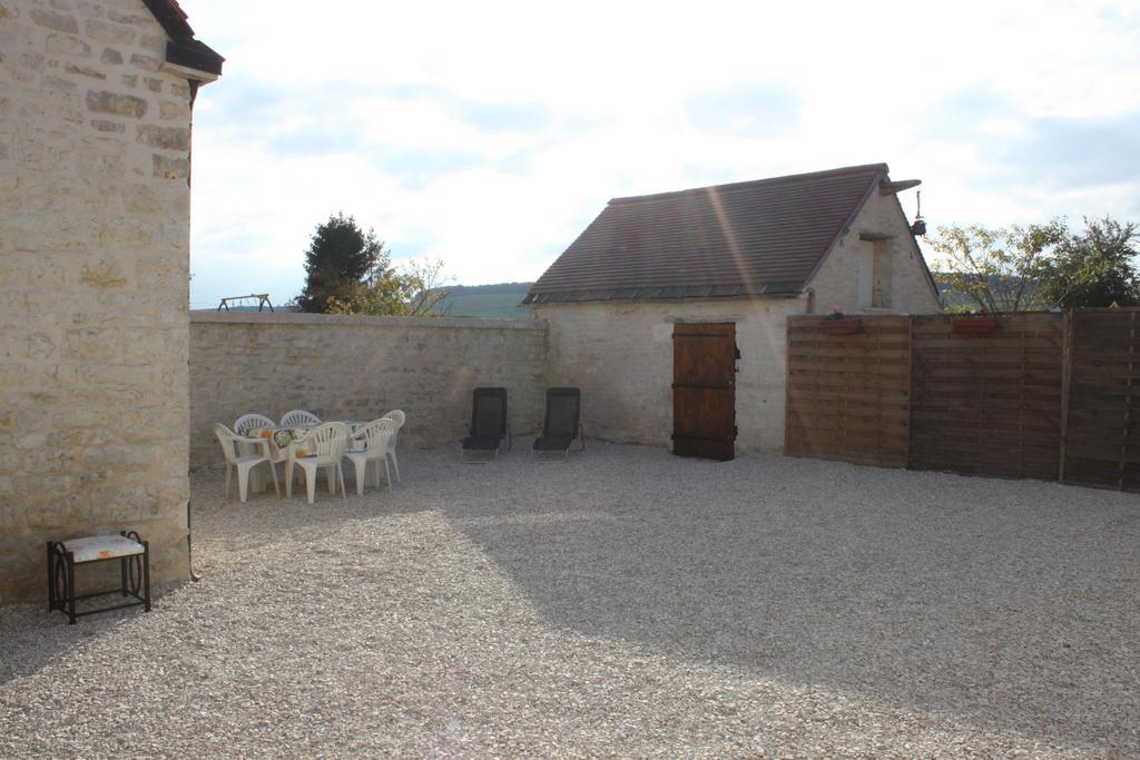 Charmante Maison Pierres 1768 Polisy Exterior foto